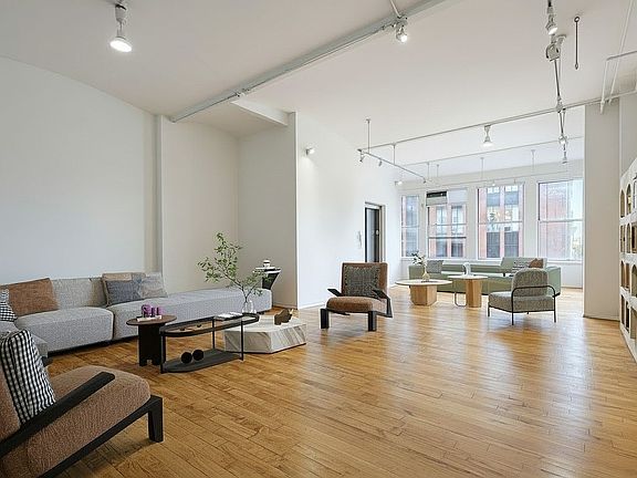 3rd image of 712 Broadway APT 7