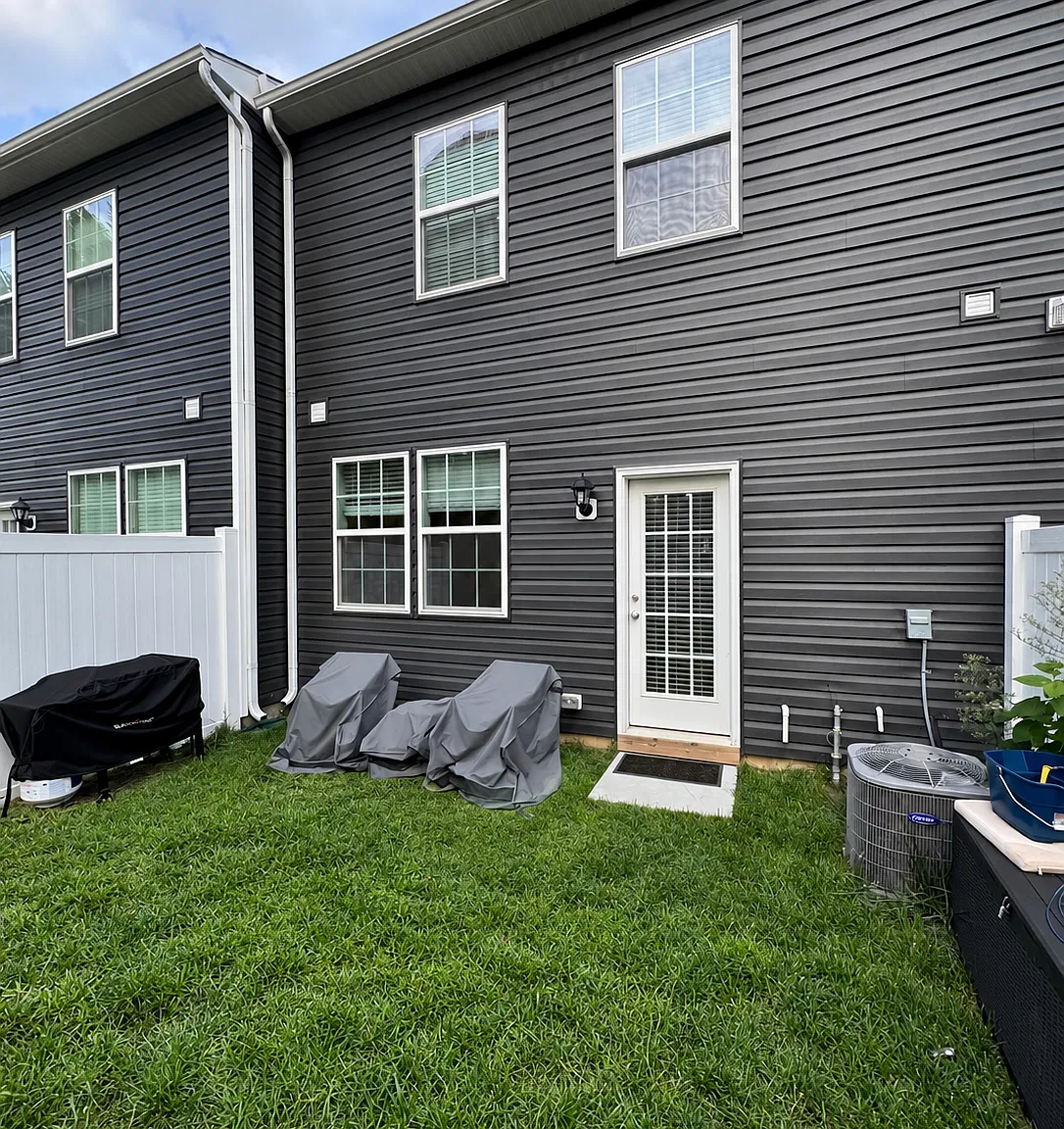 3 bed, 2.5 bath, 1500 sqft, $2,890 — Photo 2