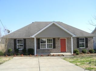1027 Cheryl Ln, La Vergne, TN 37086