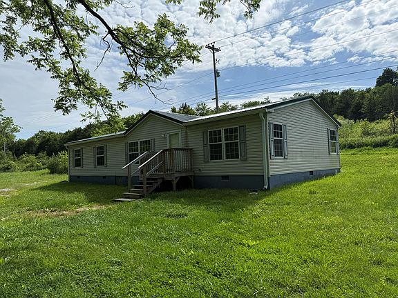 2nd image of 305 Gills Branch Rd
