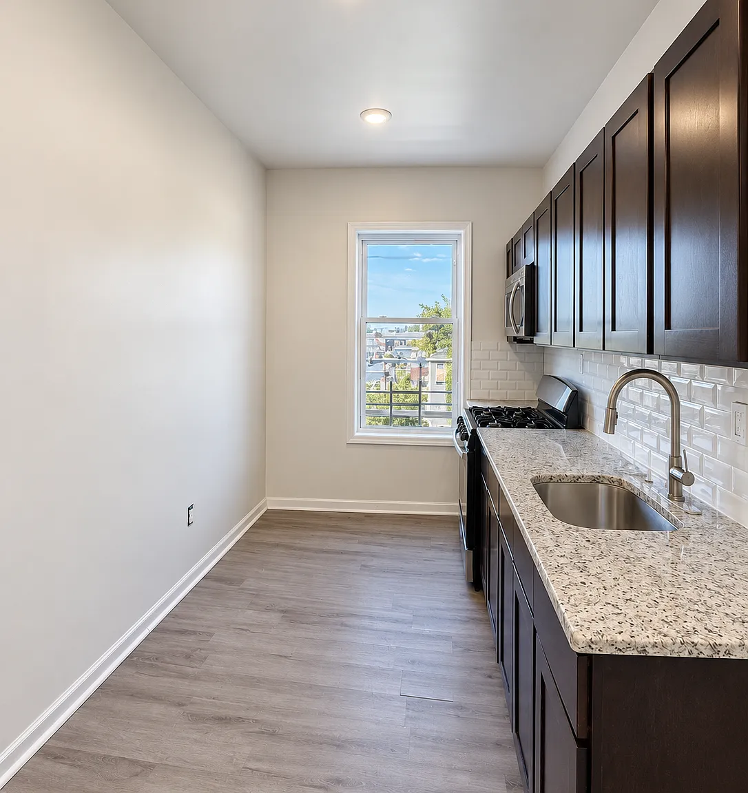 3 bed, 1500 sqft, $2,400 — Photo 4