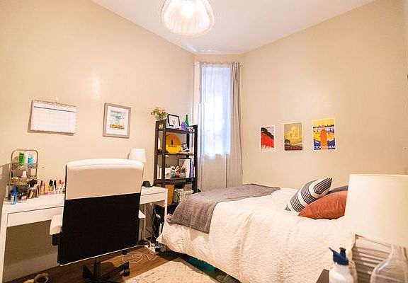 4th image of 1043 Bedford Ave APT 2A
