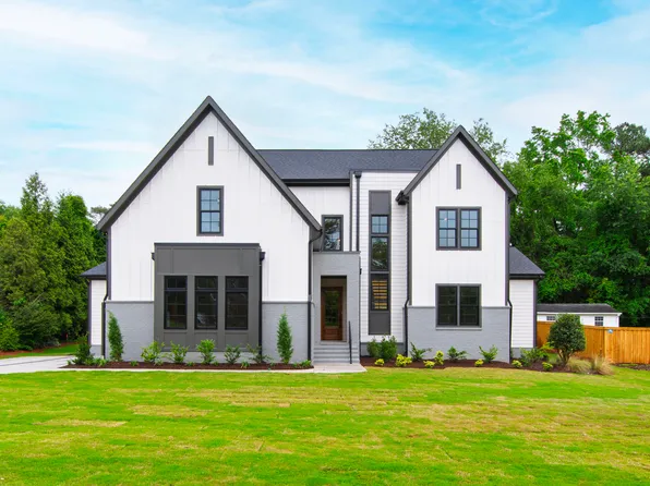 5812 Shawood Dr, Raleigh, NC 27609