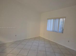 12625 SW 91st St APT 211, Miami, FL 33186