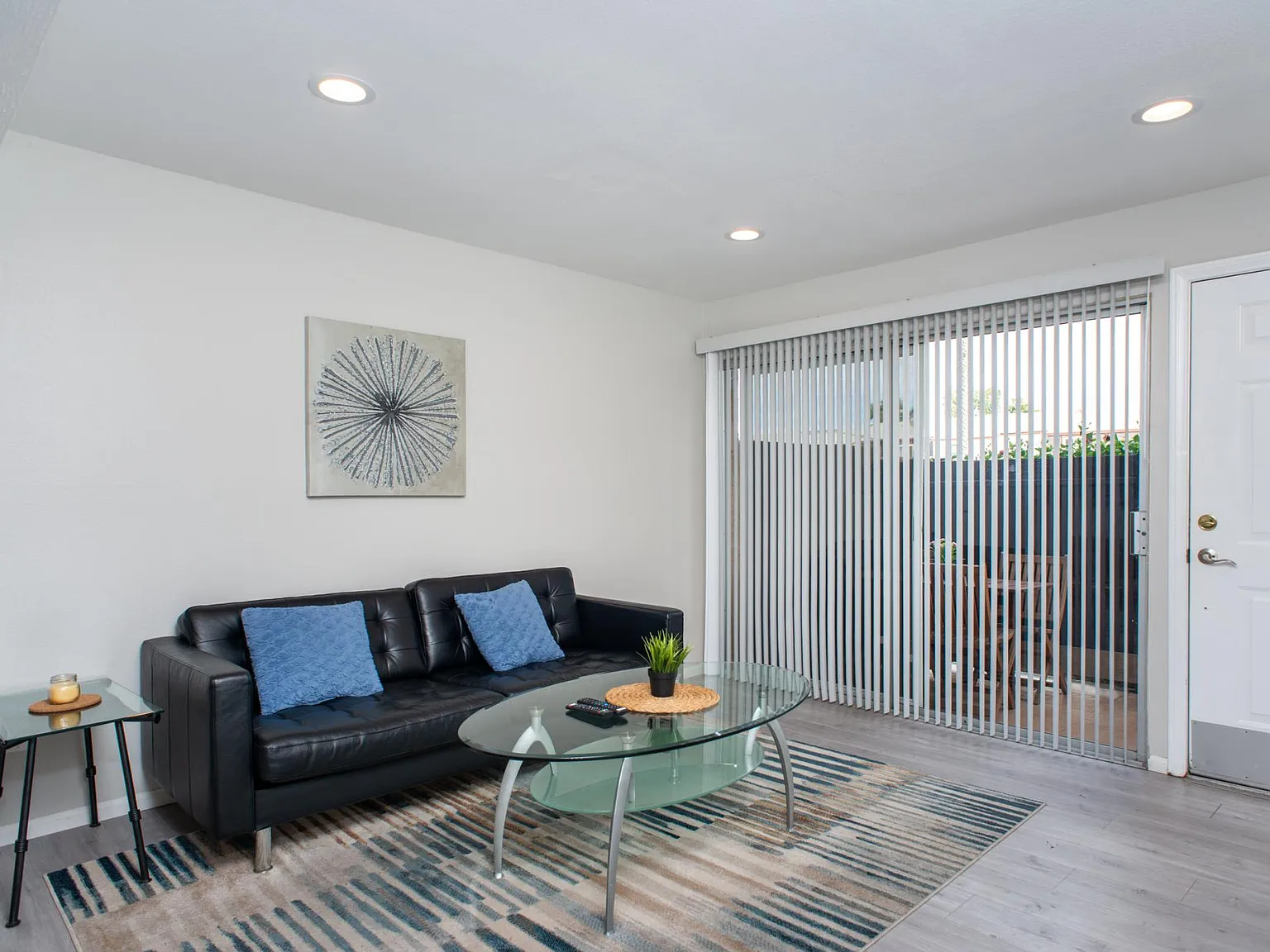 3454 Castle Glen Dr — Photo 3