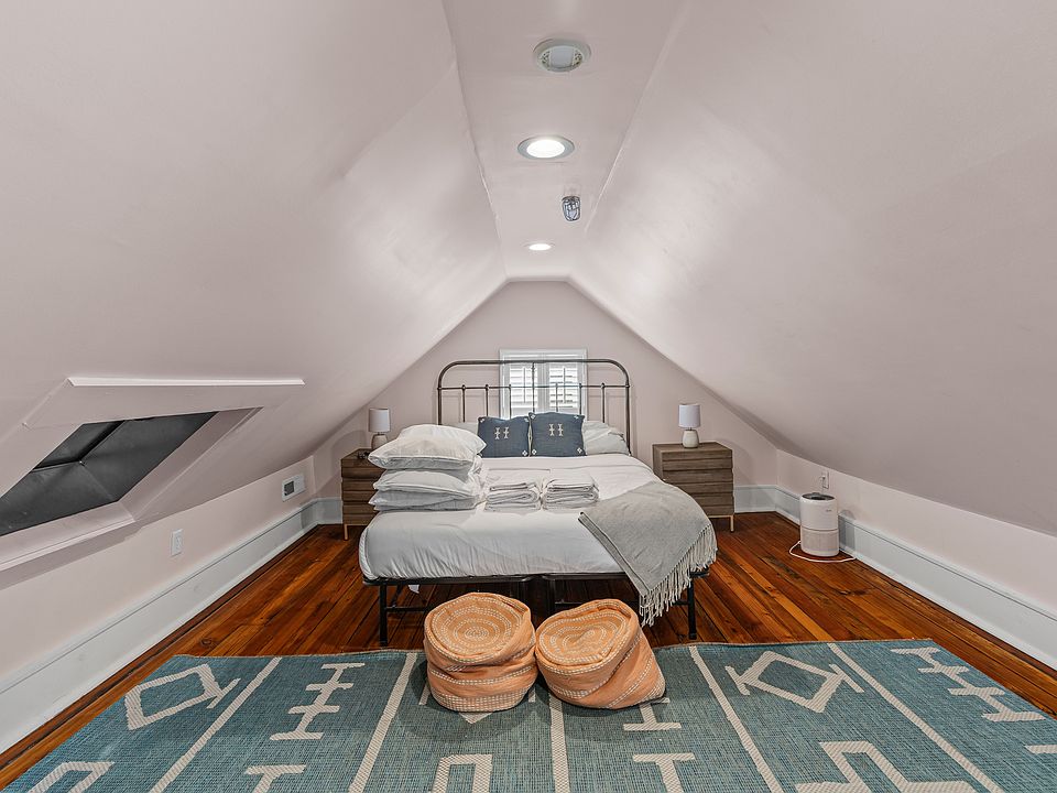 1st image of 171 Spring St #D