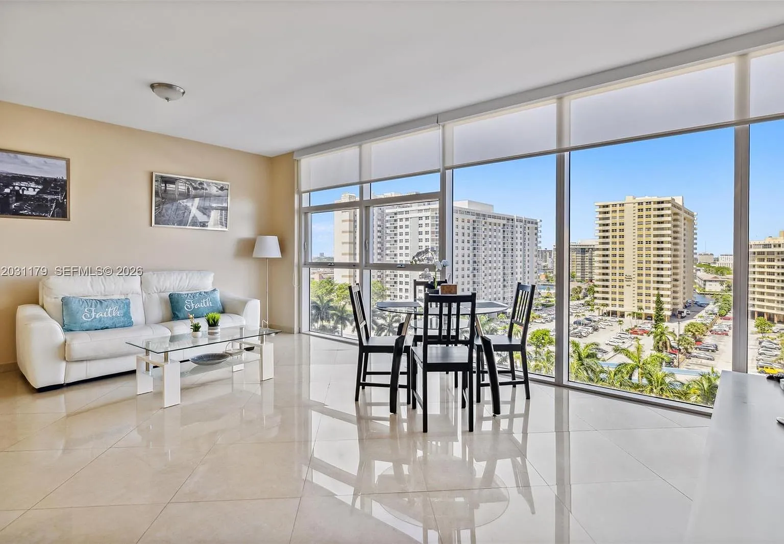 Beach Club Two Condo — Photo 1