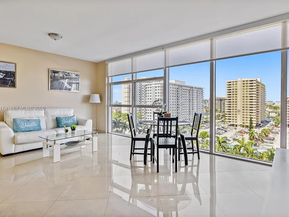 1830 S Ocean Dr #907
