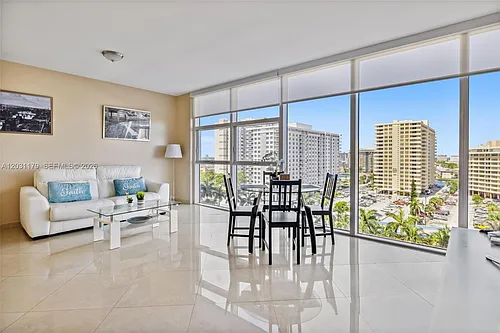 1830 S Ocean Dr #907 Photo 1