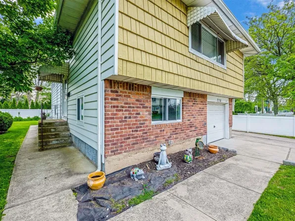 778 Stewart Avenue, Bethpage, NY 11714