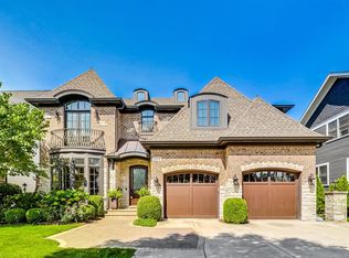 604 S Chatham Ave, Elmhurst, IL