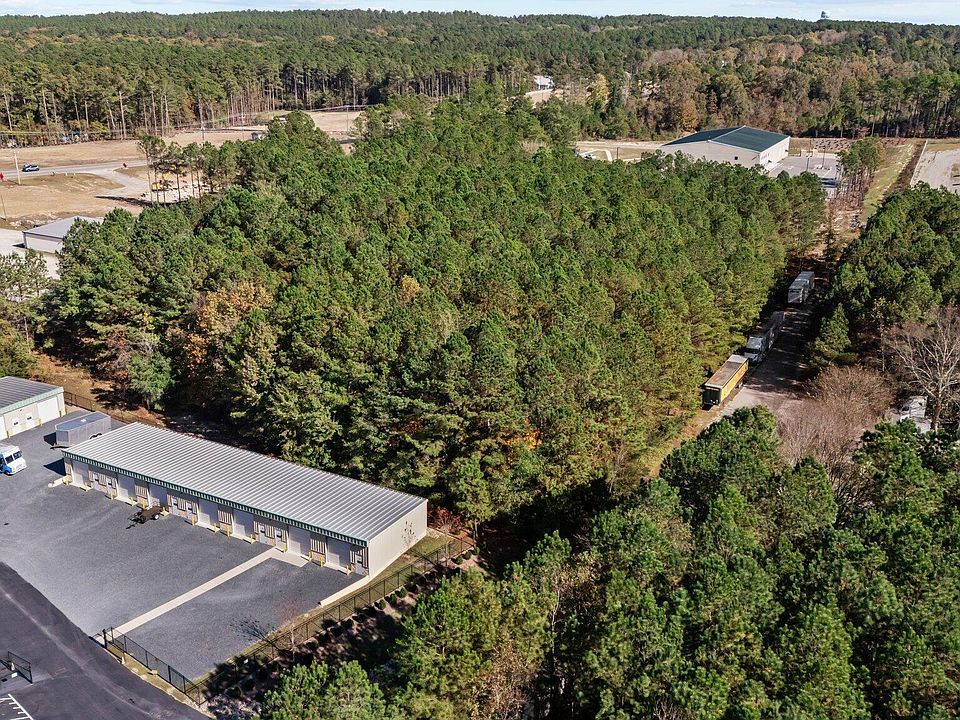 1st image of 145 Parkway Dr
