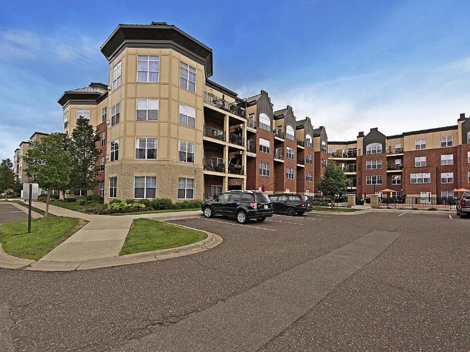 1st image of 1800 Graham Ave Unit 424