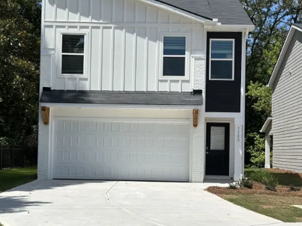 3282 Stonewall Ln, College Park, GA