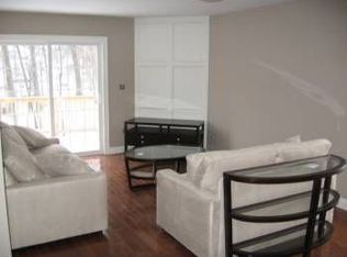 15 Renfrew St, Worcester, MA 01604