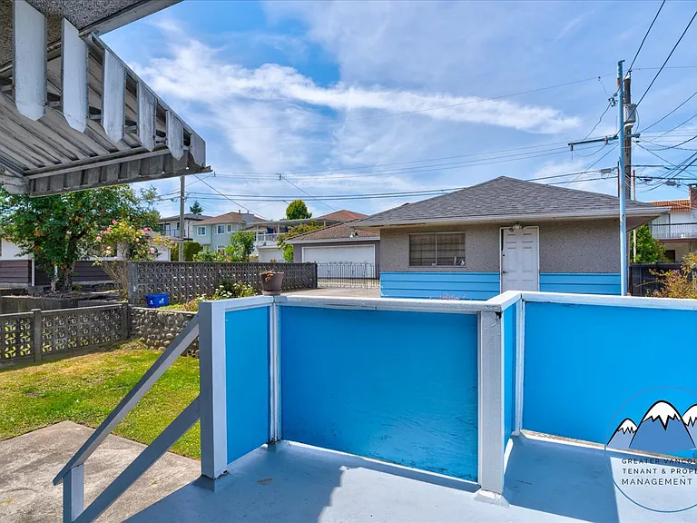 6589 Elliott St — Photo 19