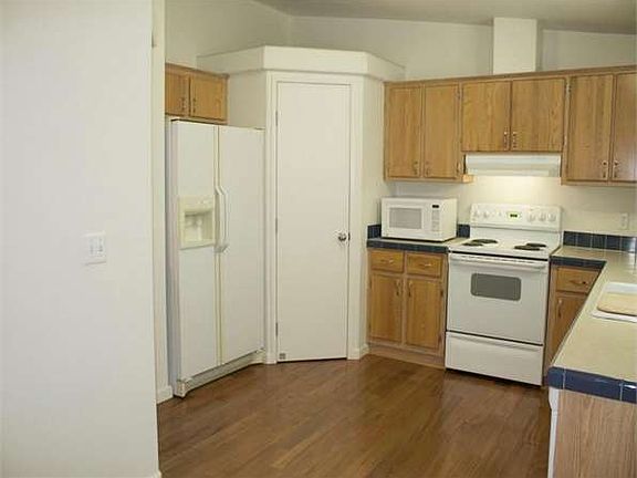 4th image of 7611 Parkland Dr