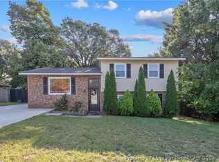 6602 Winthrop Dr, Fayetteville, NC 28311