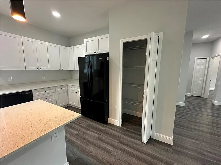18115 Cedarhurst Rd — Photo 12