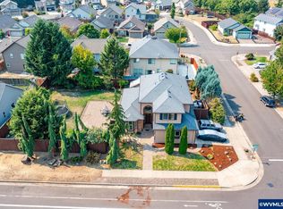 990 Robbins Way, Lebanon, OR 97355