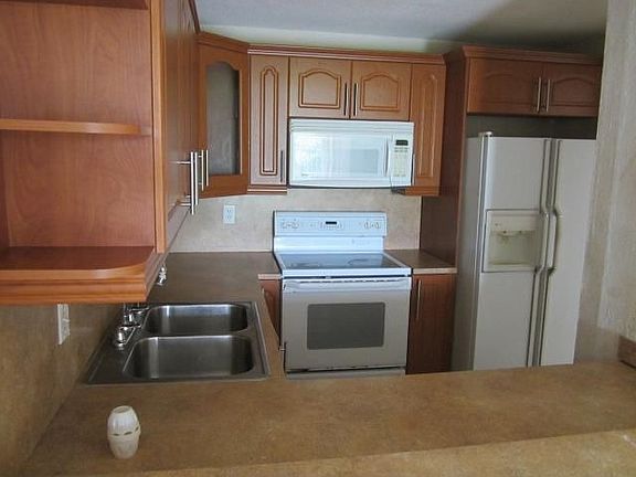 3rd image of 7010 Miami Gardens Dr APT 5-511