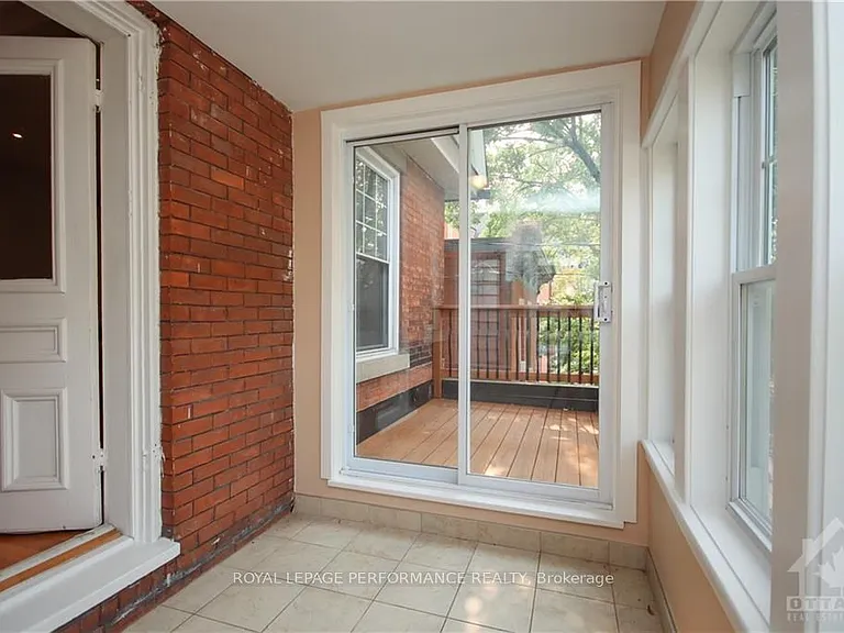 736 Cooper St W #2 — Photo 15