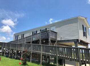 5554 Dowling Rd, Pt Arthur, TX 77655