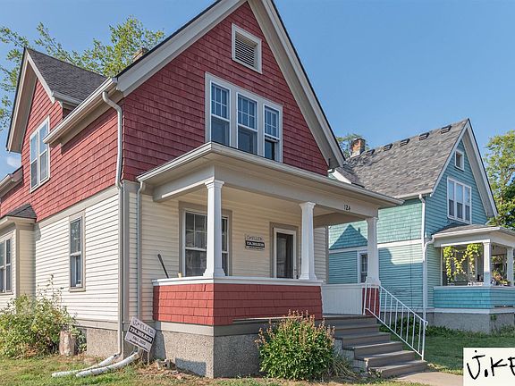 2nd image of 124 Adams Ave