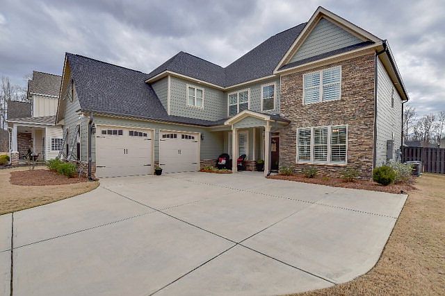 1st image of 4215 Churchill Ln