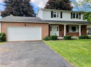 426 Hillcrest Dr, Girard, PA 16417