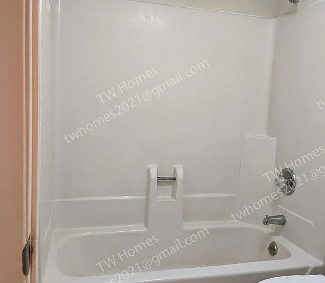 1111 E University Dr #132 — Photo 5