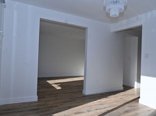 305 Lorne Ave #1A, Kitchener, ON N2M3Y9