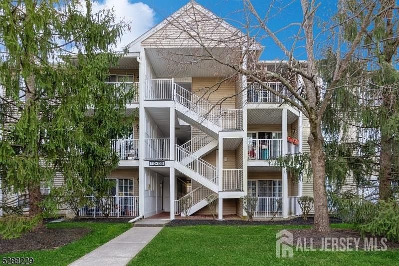 1st image of 133 Rachel Ct
