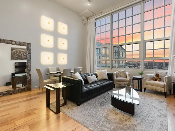 2600 W 7th St APT 2714, Fort Worth, TX 76107