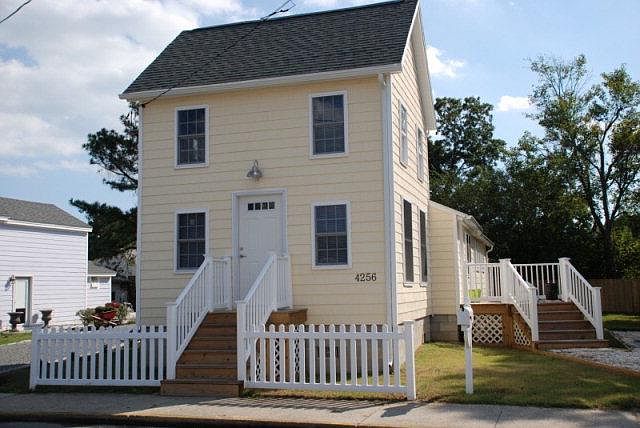 1st image of 4256 Anderton Ave