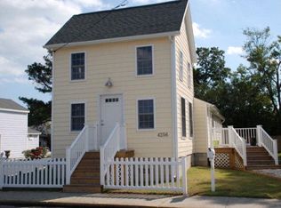 4256 Anderton Ave, Chincoteague, VA 23336