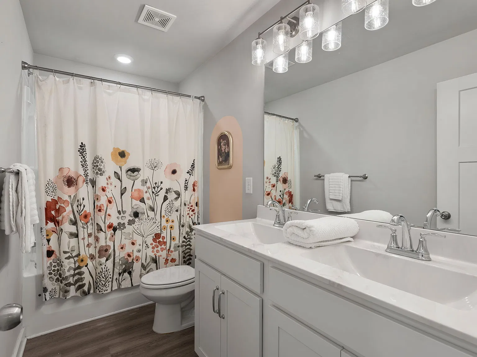 3 bed, 1700 sqft, $1,900 — Photo 4