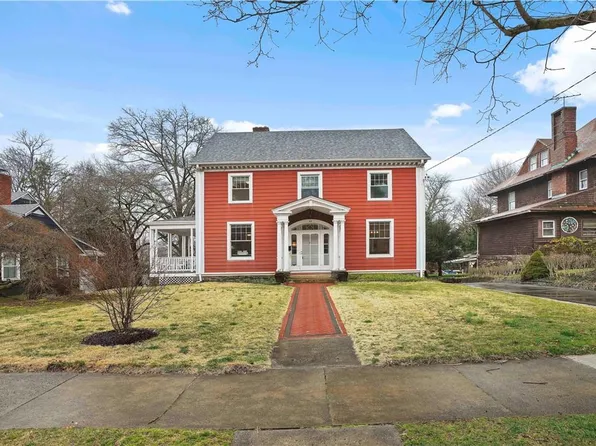 44 Greenridge Avenue, White Plains, NY 10605