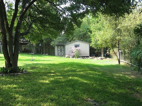3rd image of 13318 Broadmeade Ave