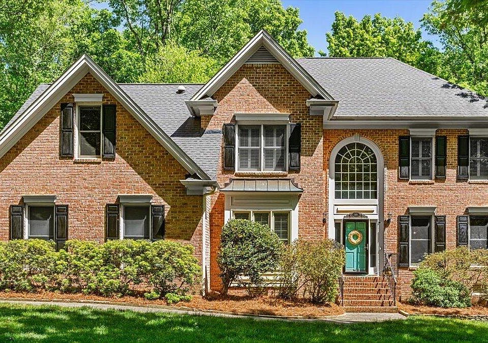 1st image of 519 Grand Oak Dr