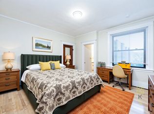 4-1100 Beacon St, Brookline, MA 02446