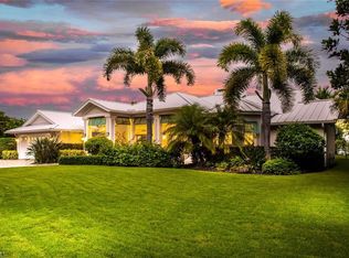5074 Seahorse Ave, Naples, FL 34103
