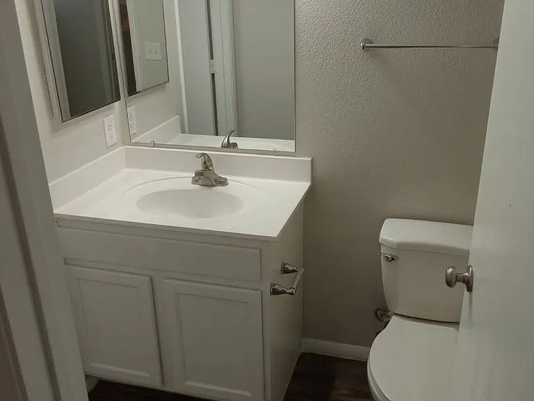 Ponderosa Ranch Apartments — Photo 29