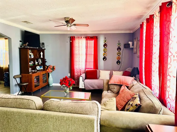 9105 Exeter St, Houston, TX 77093