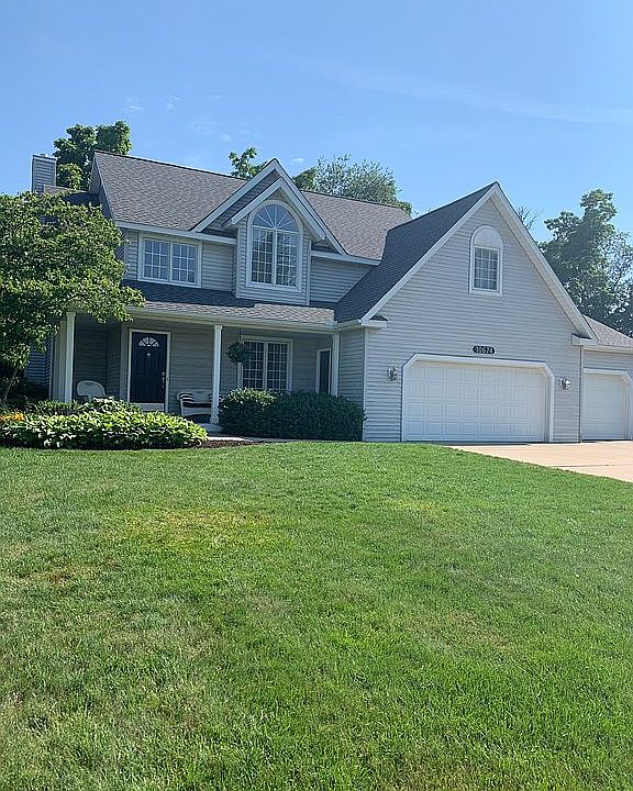 1st image of 10674 Bridgewater Dr