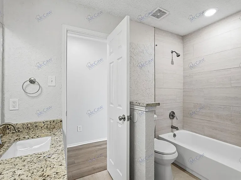 2314 Stillwater Dr — Photo 18