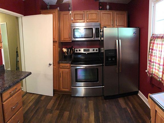 3rd image of 1193 Thurmond St