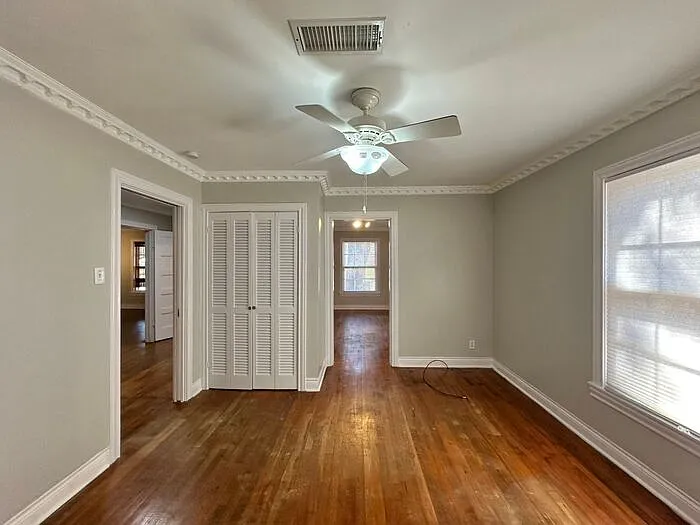 1309 S Robertson Ave — Photo 12