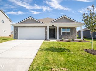 831 Carson Ln, Greenfield, IN 46140