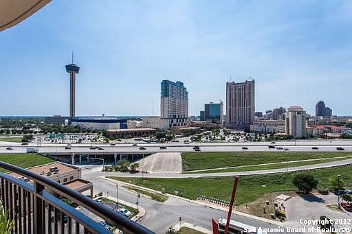 1st image of 215 CENTER #1008